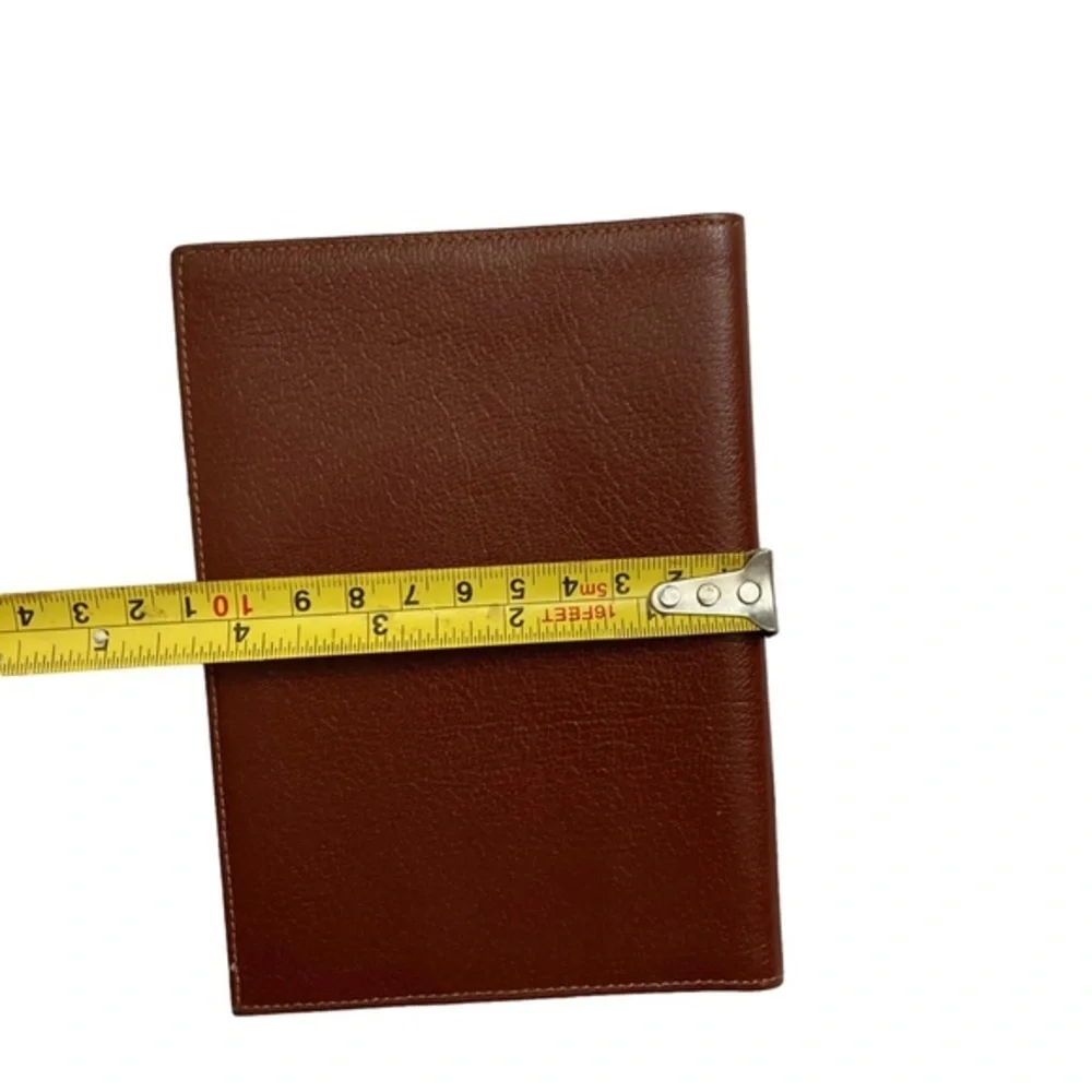 Le tannuer Paris brown leather travel passport wallet holder
